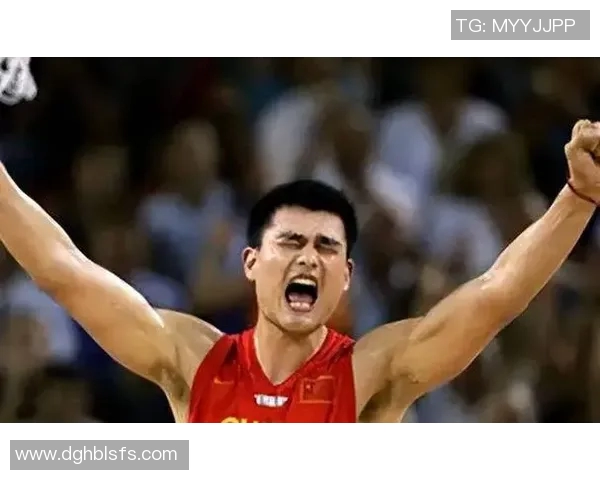 姚明精彩瞬间汇聚见证篮球巨星的辉煌历程与不凡风采