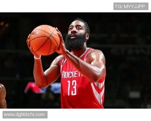 火箭队取得四连胜，哈登再次砍下三双表现稳定，成为球队不可或缺的领袖